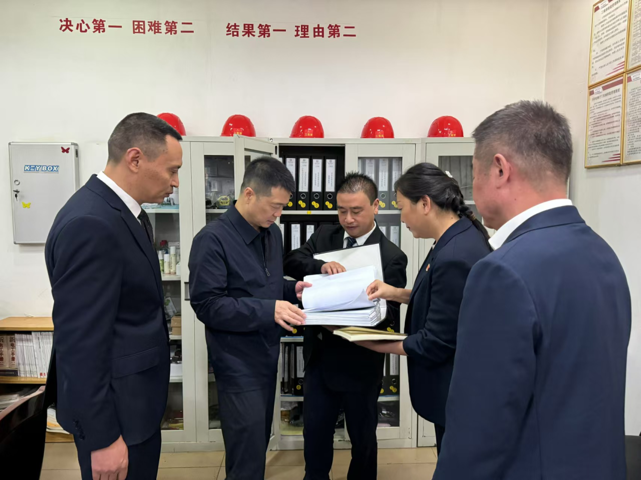 省yl6809永利集团党委书记、董事长游勇国庆节期间调研督导旗下酒店经营及安全出产工作